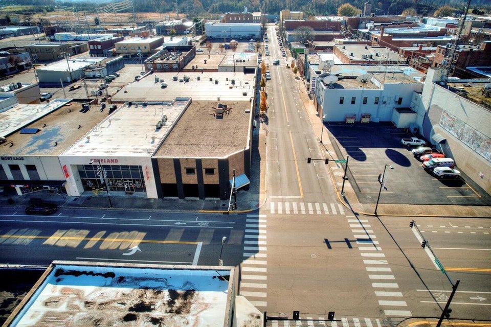 Photo #32: 201 Center Street