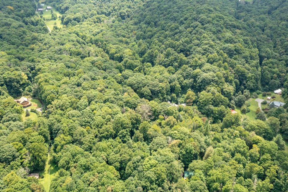 Photo #27: 825 Heaton Creek Road
