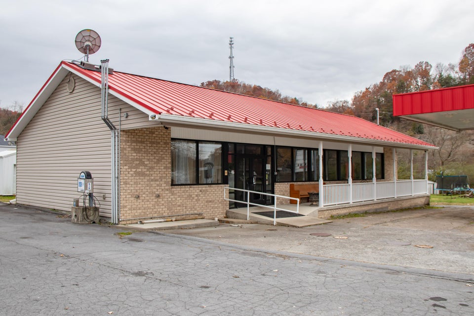 Photo #5: 476 Bunker Hill Road