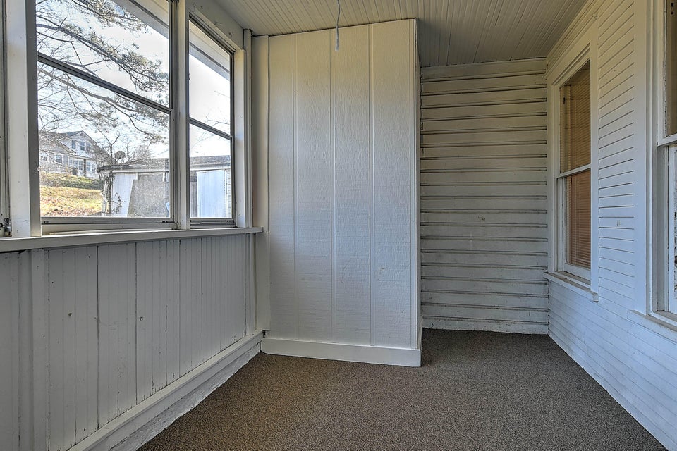 Photo #22: 126 Wanola Avenue