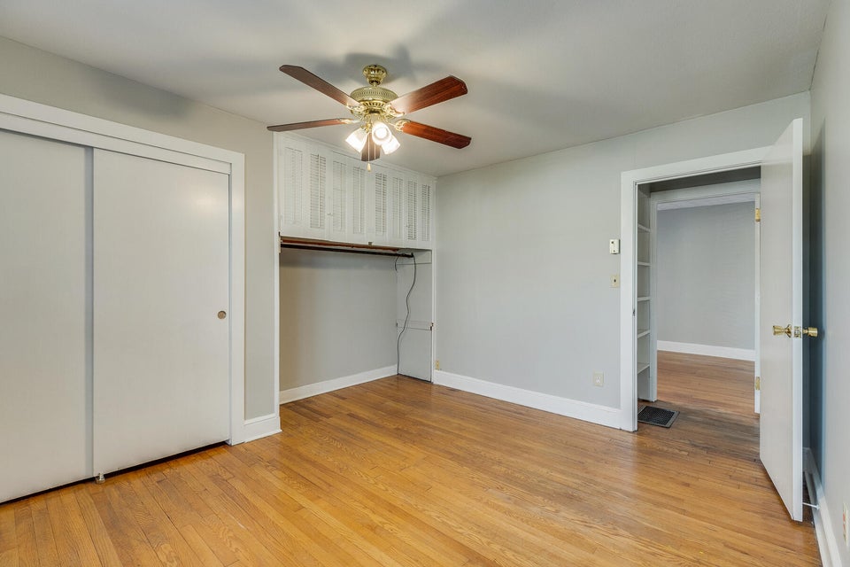 Photo #23: 1627 Houston Avenue