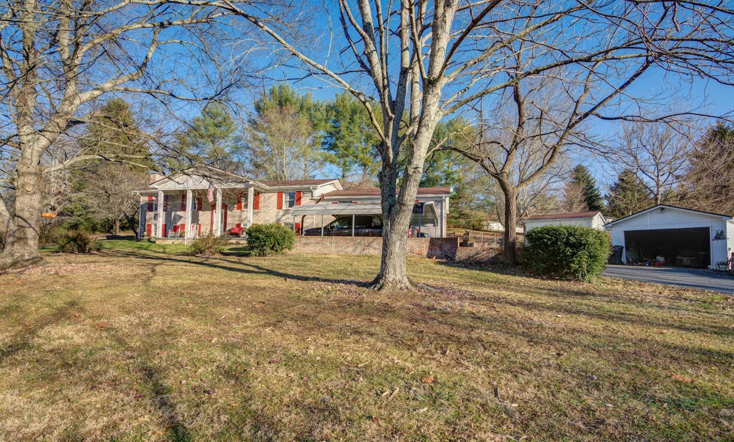 Photo #2: 200 Sioux Drive