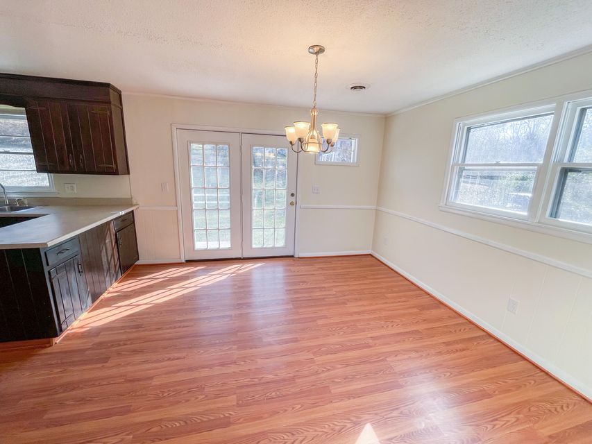 Photo #8: 437 Merriewood Drive