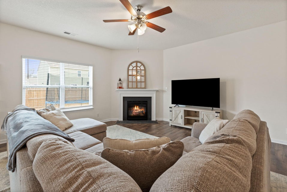 Photo #4: 2124 Egret Lane