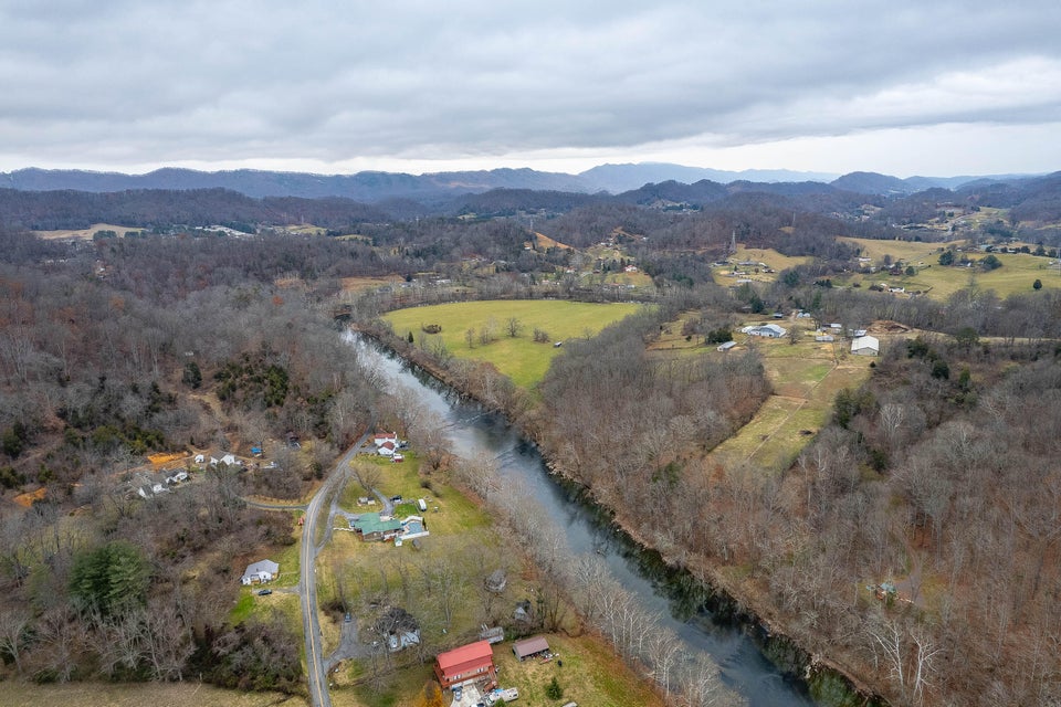 Photo #8: 517 Big Elm Road