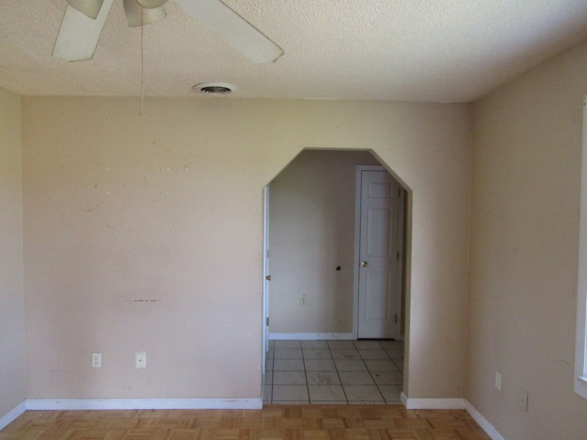 Photo #4: 501 & 485 Braketree Lane