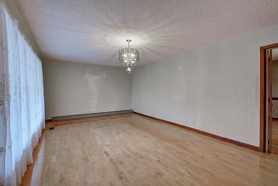 Photo #7: 207 Sycamore Street