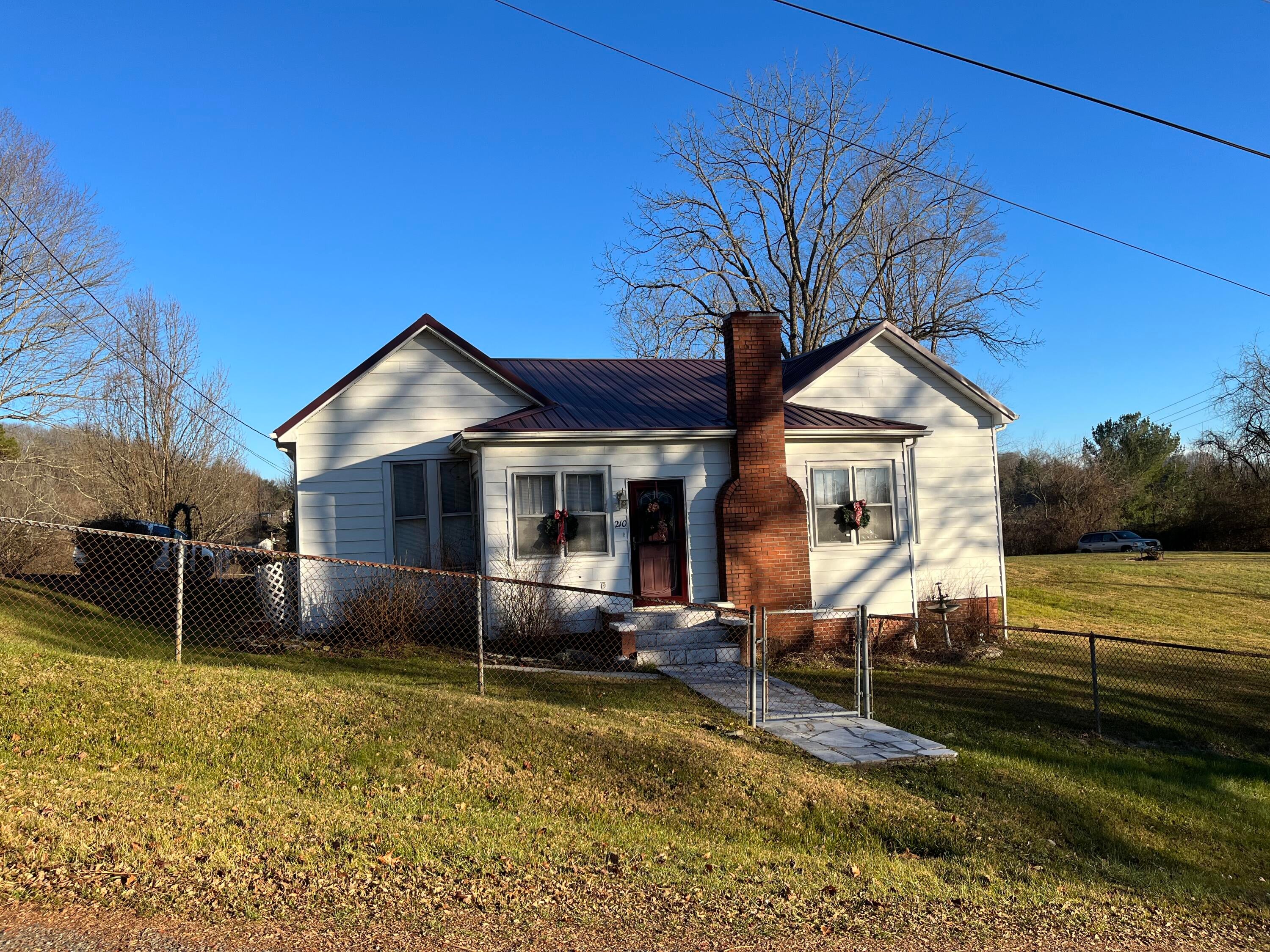 Photo #2: 210 High Avenue