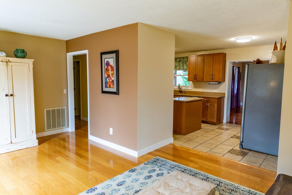 Photo #6: 543 4th Avenue