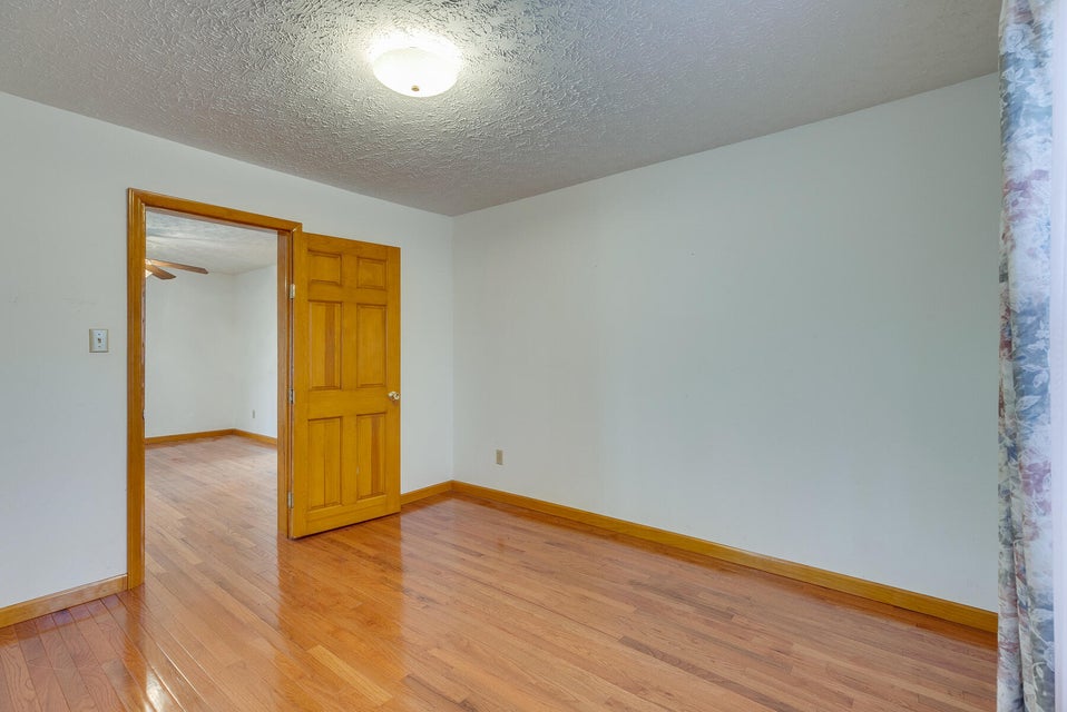 Photo #20: 360 Glen Avenue