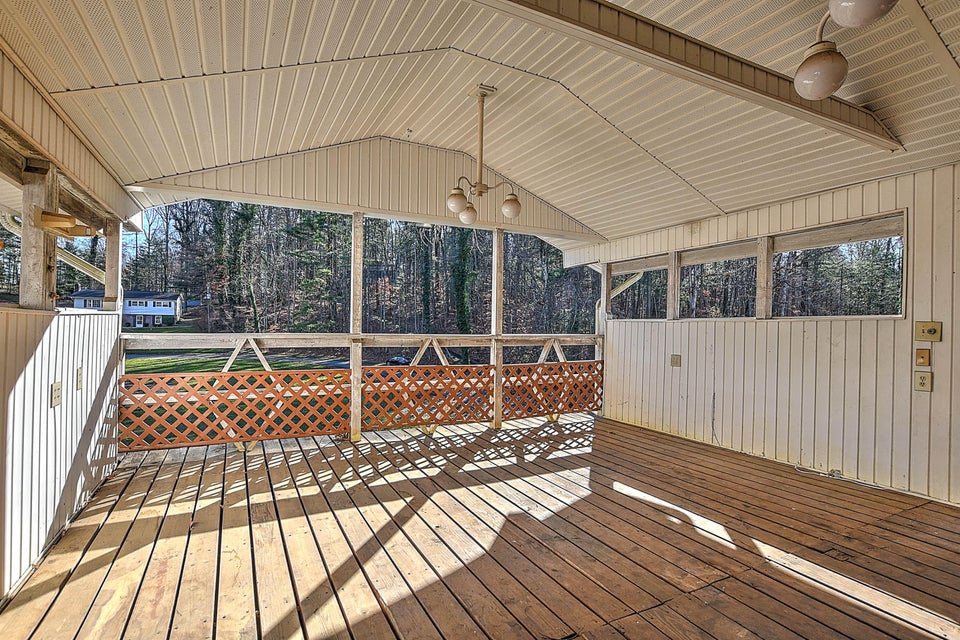 Photo #26: 21680 Plantation Road