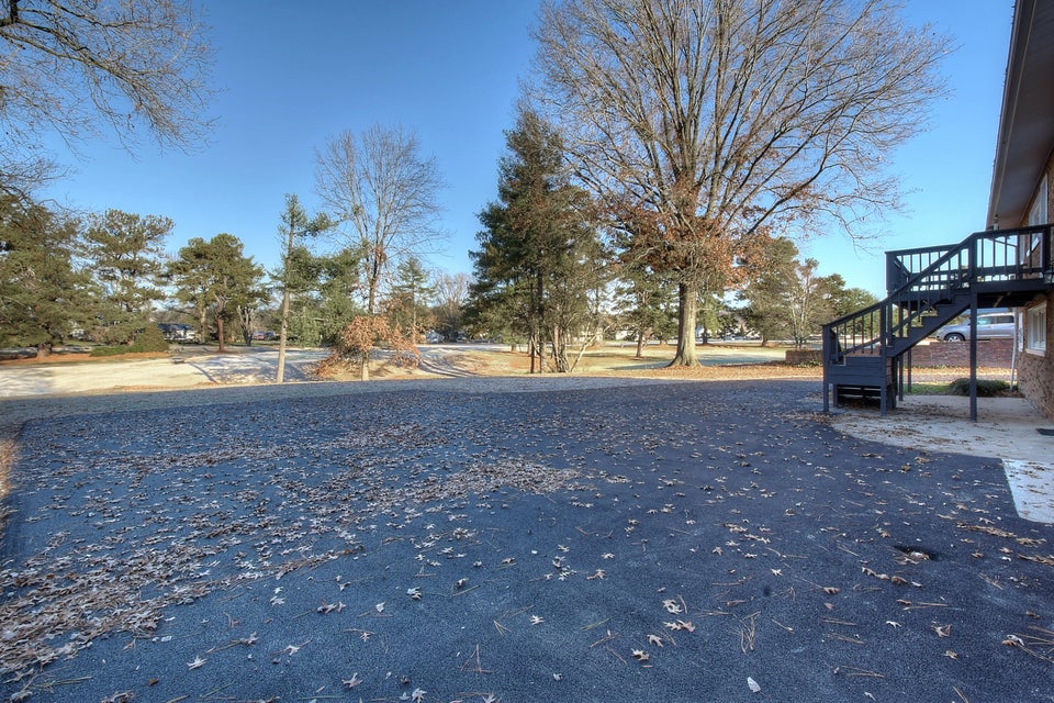 Photo #44: 2245 Sunningdale Rd