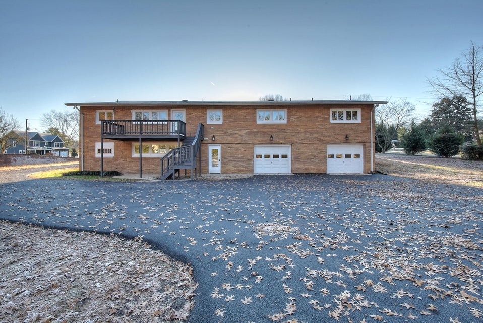 Photo #46: 2245 Sunningdale Rd