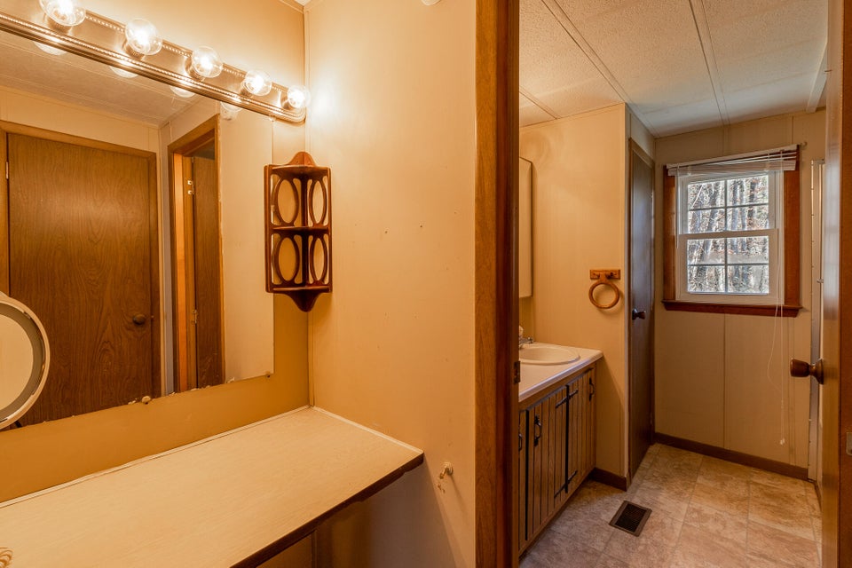 Photo #28: 1024 Rosetree Lane