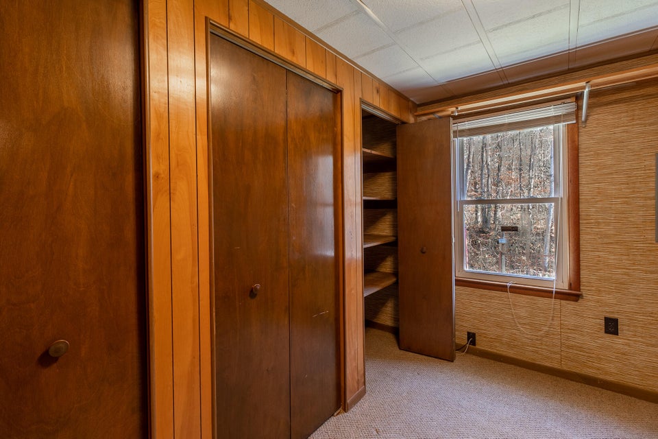 Photo #29: 1024 Rosetree Lane