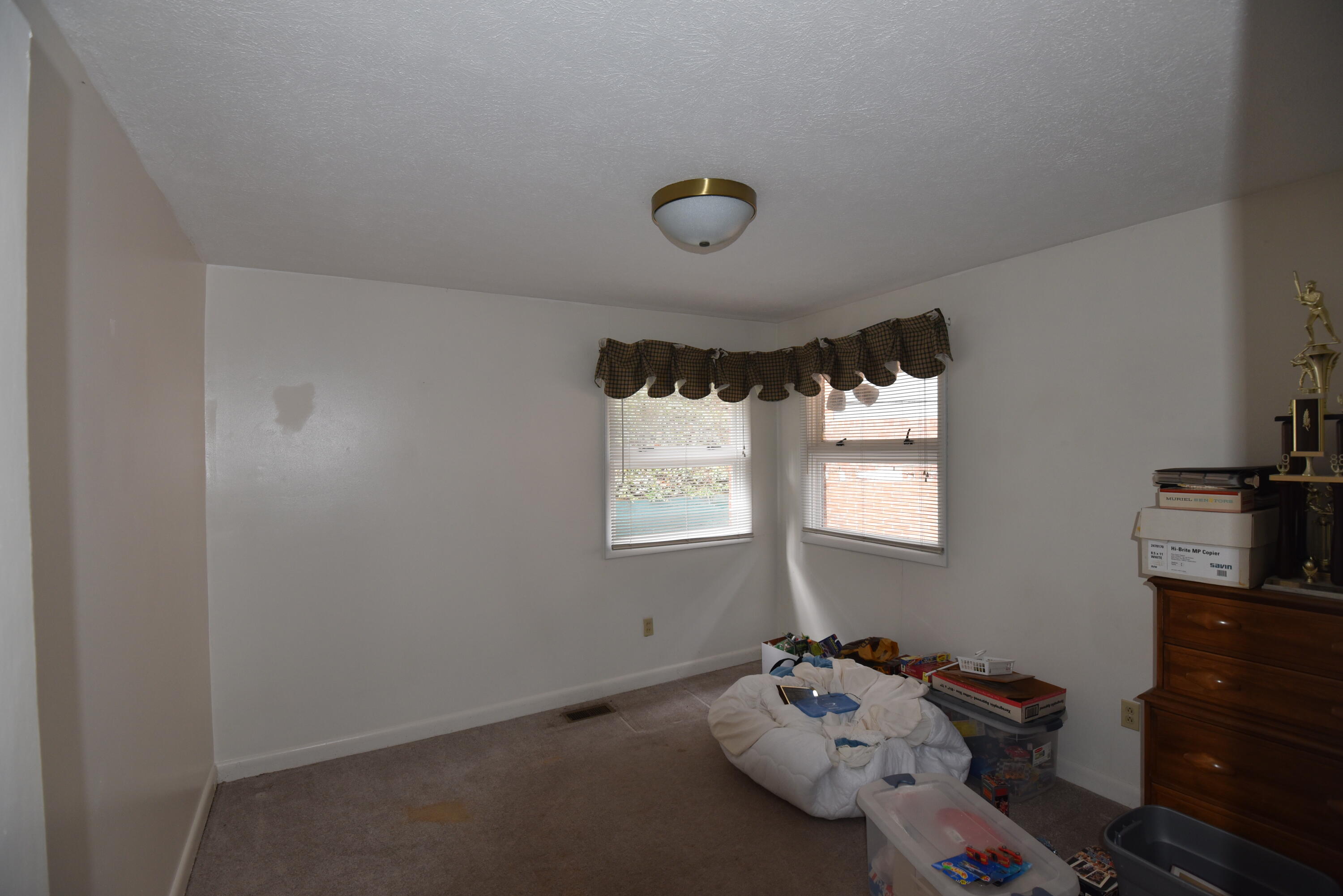 Photo #10: 1800 Lamont Street