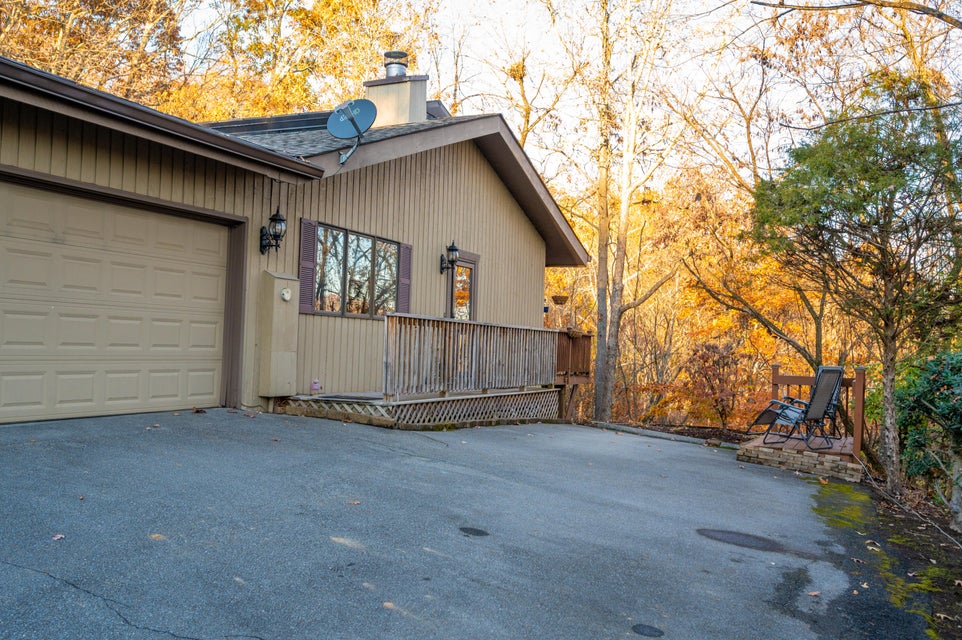 Photo #6: 516 Woodstone Court