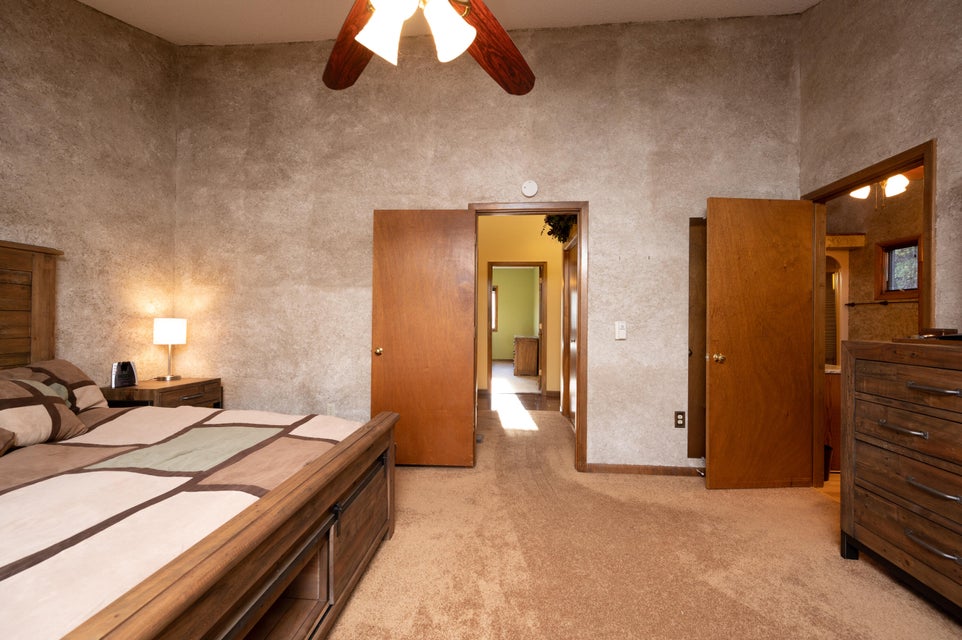 Photo #32: 516 Woodstone Court
