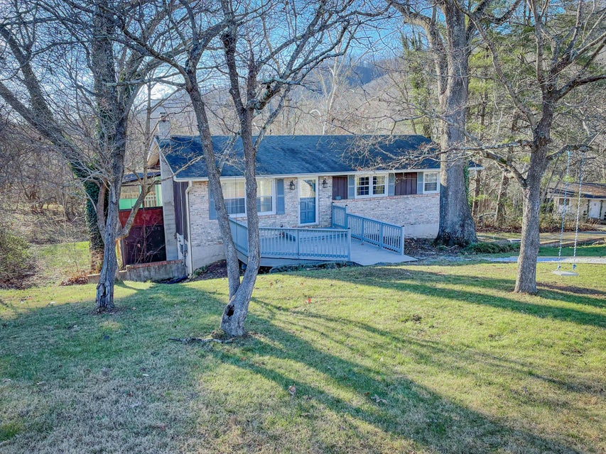 Photo #2: 113 Longwood Road
