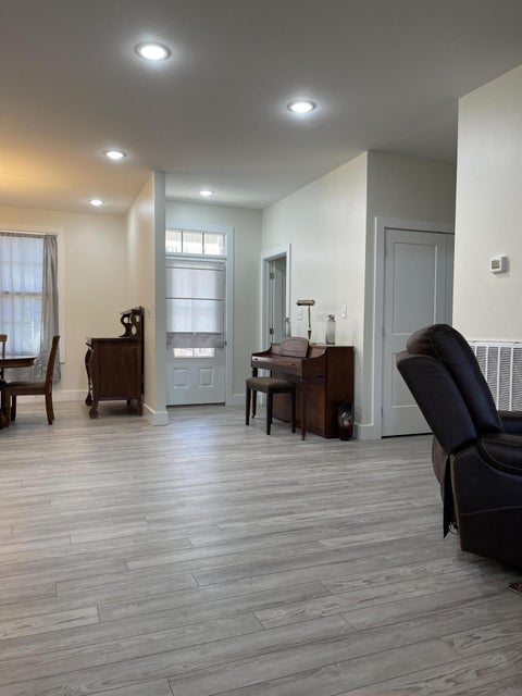 Photo #9: 1302 Prado Drive