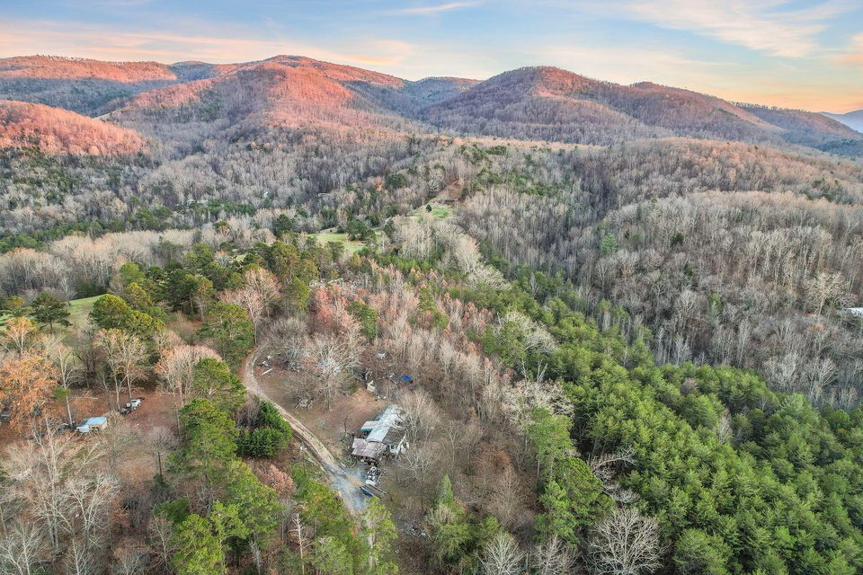 Photo #6: 875 Banks Road