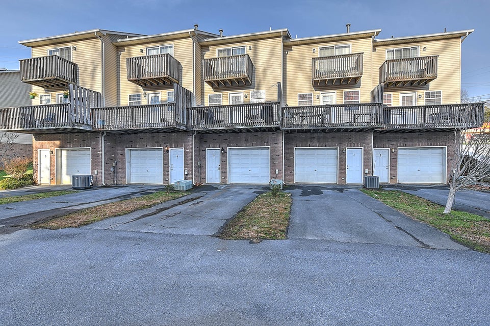 Photo #22: 2305 Greenwood Drive