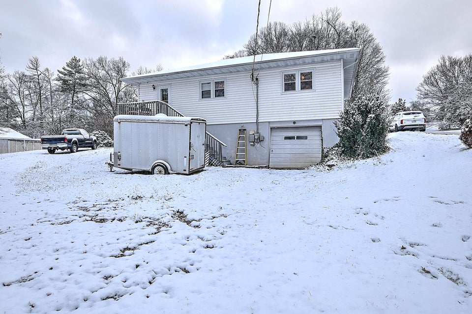 Photo #25: 1469 Holston Drive