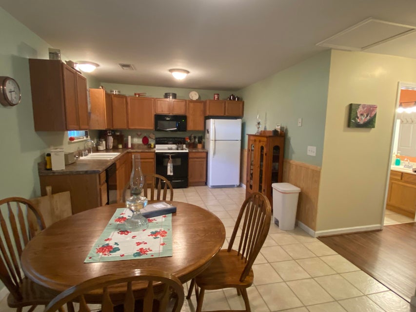 Photo #7: 204 2nd Avenue