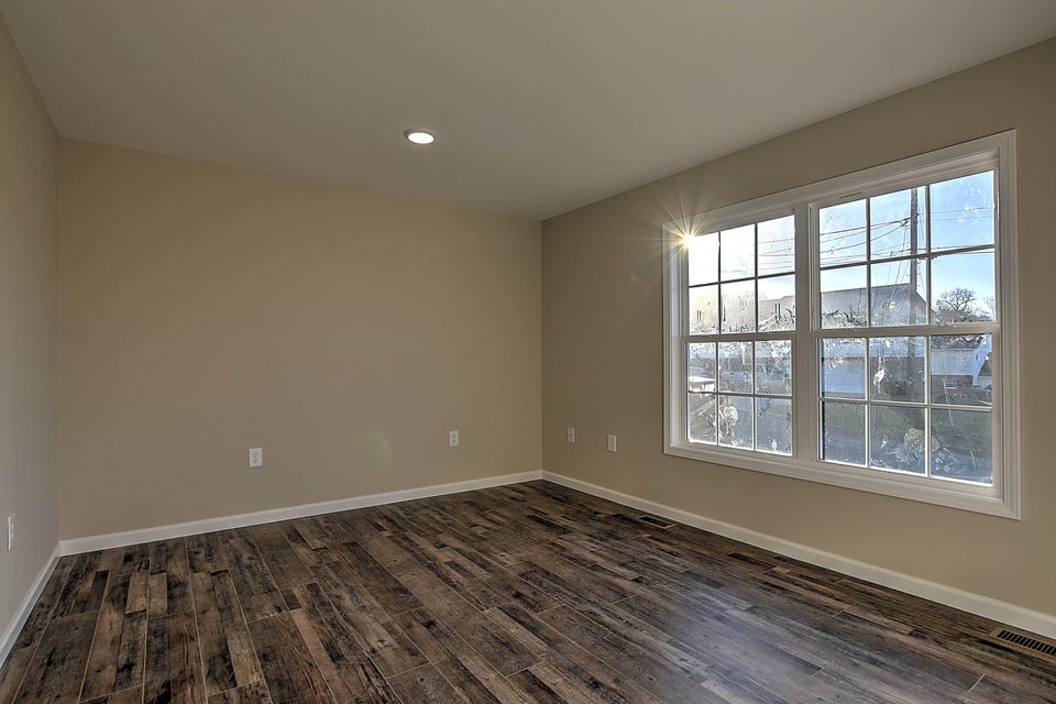 Photo #10: 1020 Bryan Court