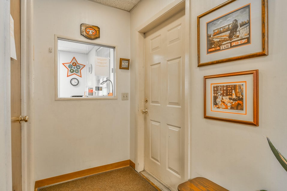 Photo #6: 513 Unaka Avenue