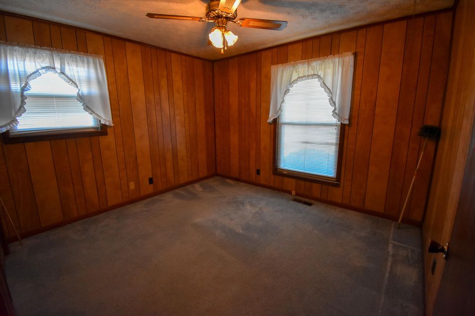 Photo #18: 118 Skyview Drive