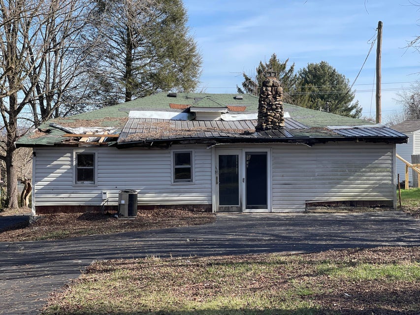 Photo #3: 1709 Oakland Avenue