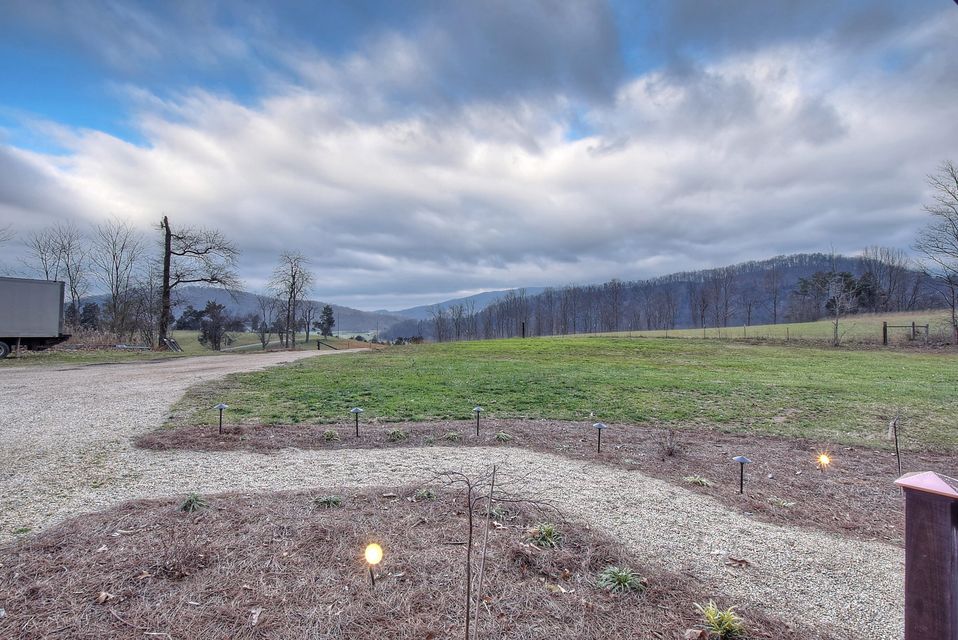 Photo #7: 195 Allen View Lane