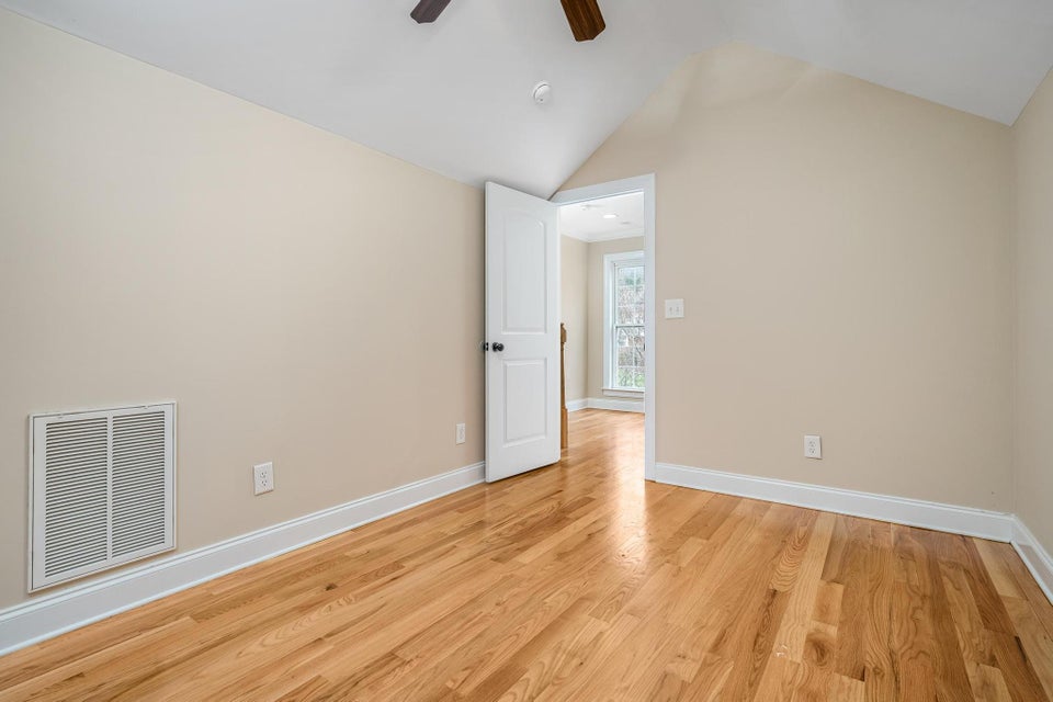 Photo #34: 2303 Oakland Avenue