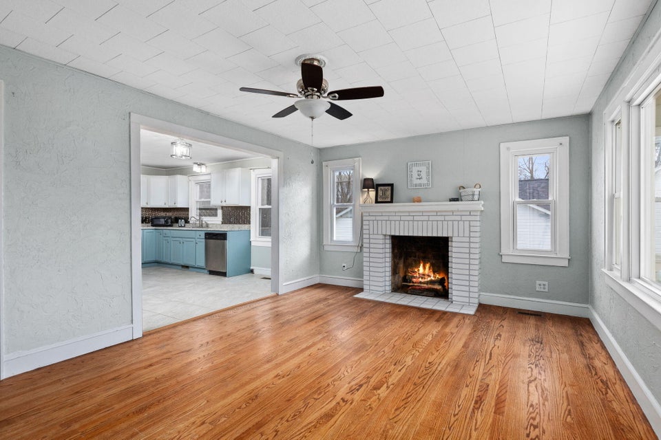 Photo #2: 409 Cottage Avenue