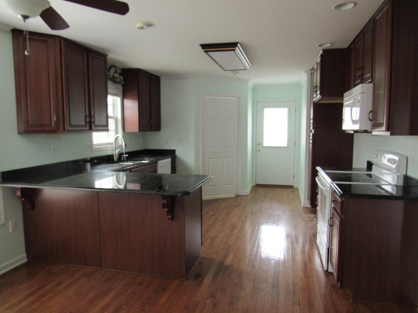 Photo #3: 100 Afton Square Private Drive