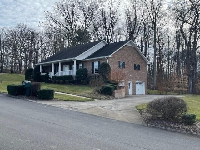 Photo #3: 40 Golf Trace Drive