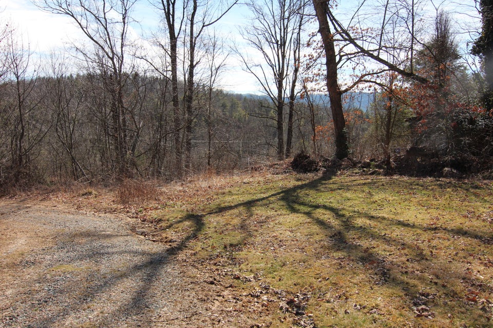 Photo #38: 1115 Sprucy Lane