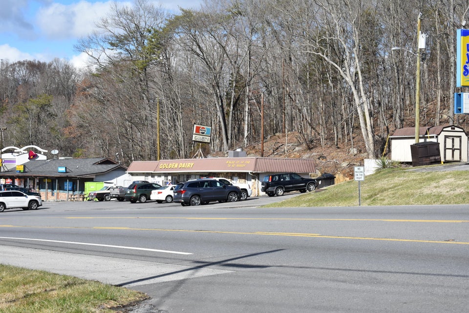 Photo #8: 4002 Hwy 66 S