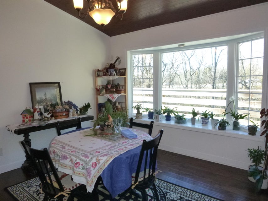 Photo #28: 1633 Stratford Road