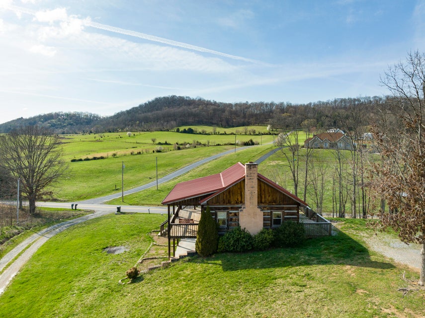 Photo #3: 521 Horseshoe Bend Road