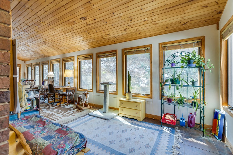 Photo #26: 704 River Road Road