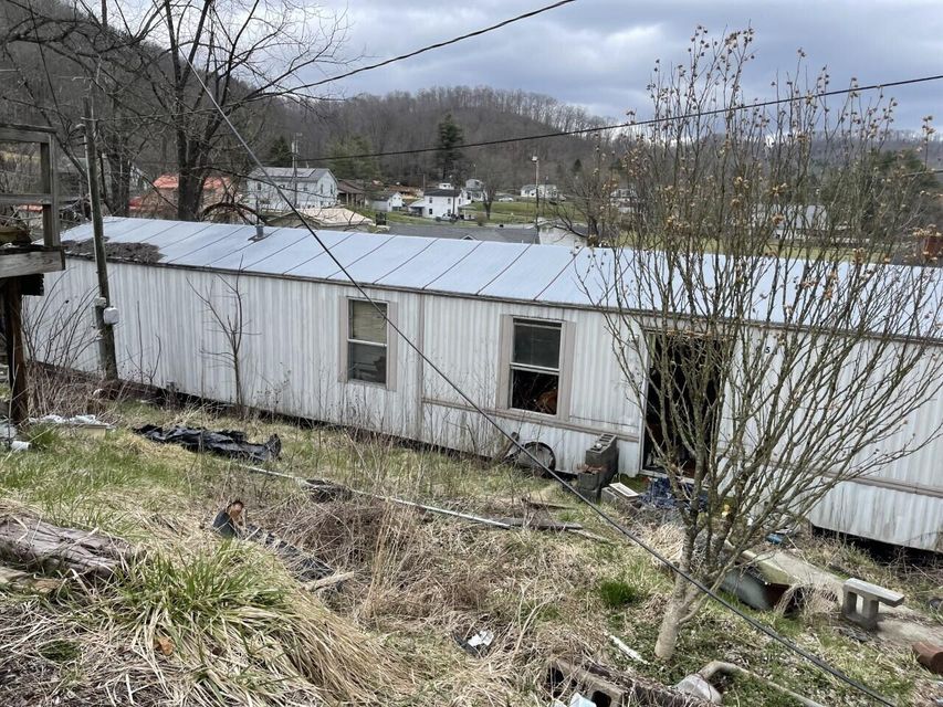 Photo #2: 6517 Cherokee Road