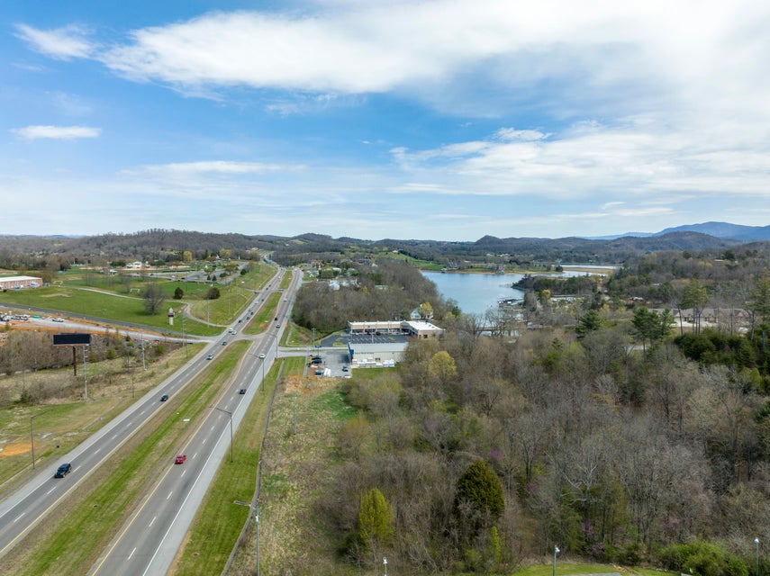 Photo #4: 3934 Bristol Highway