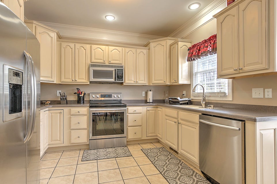Photo #18: 128 Southridge Drive