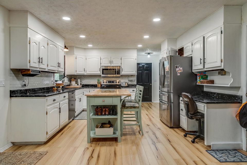 Photo #13: 4846 Unicoi Drive