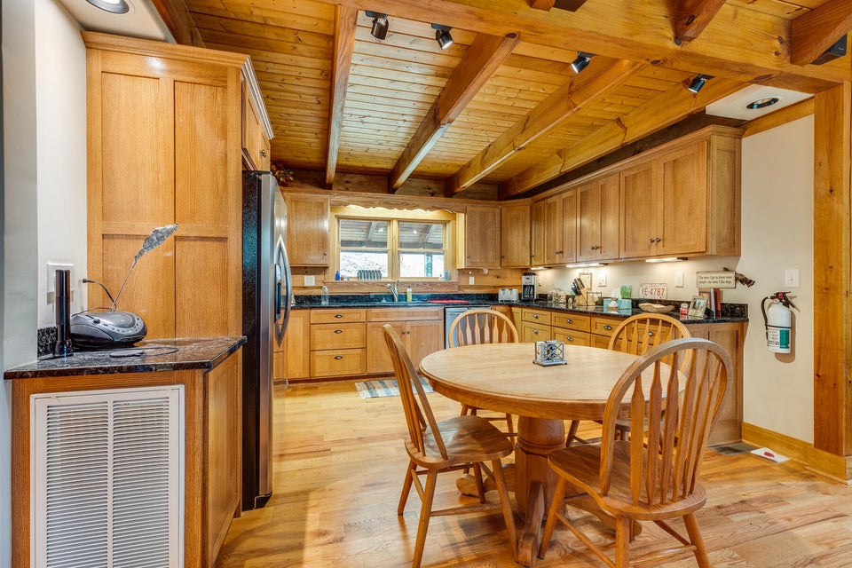 Photo #13: 708 Heartwood Lane