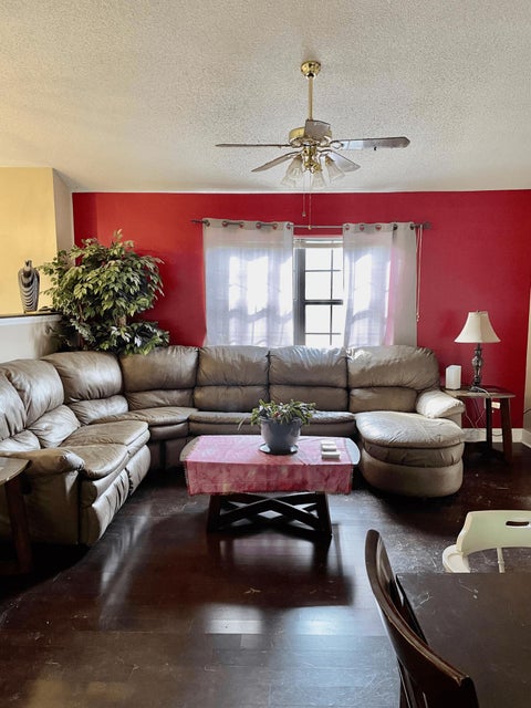 Photo #4: 204 Springview Drive