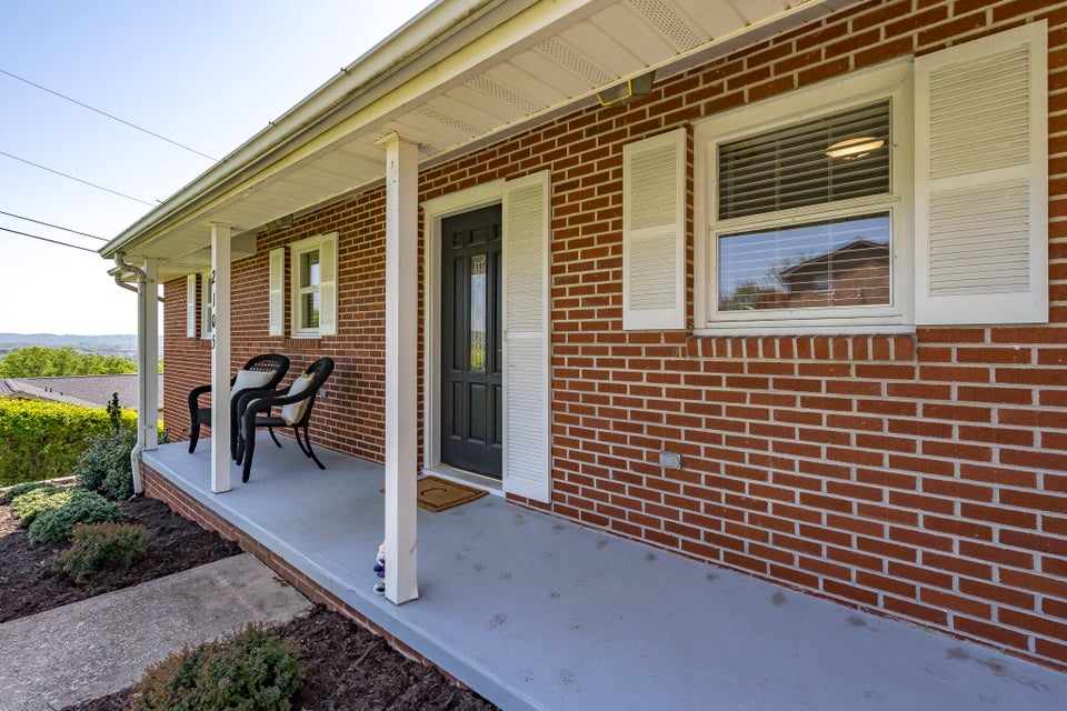 Photo #6: 2105 Hiara Drive
