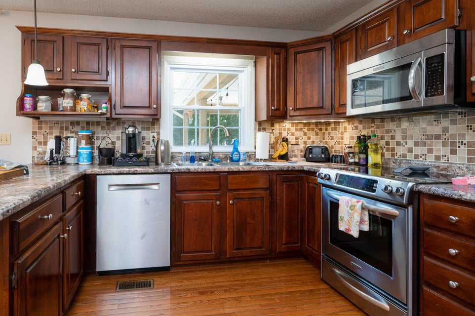 Photo #9: 1005 Sunny Place